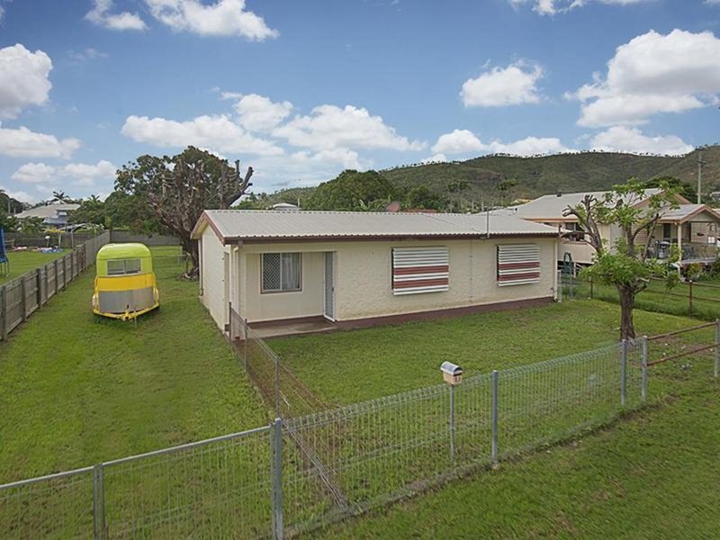 11 Dommett Street, Wulguru QLD 4811