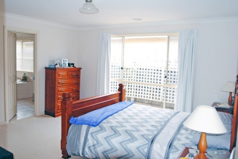 Photo - 11 Donegal Court, Portland VIC 3305 - Image 7