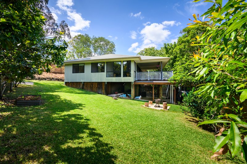 Photo - 11 Donegal Place, The Gap QLD 4061 - Image 1