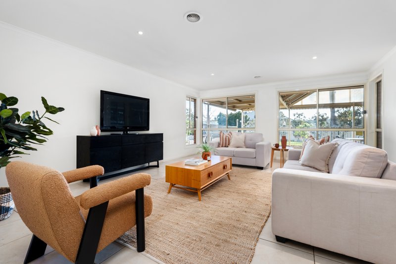Photo - 11 Donnolley Court, Lavington NSW 2641 - Image 3
