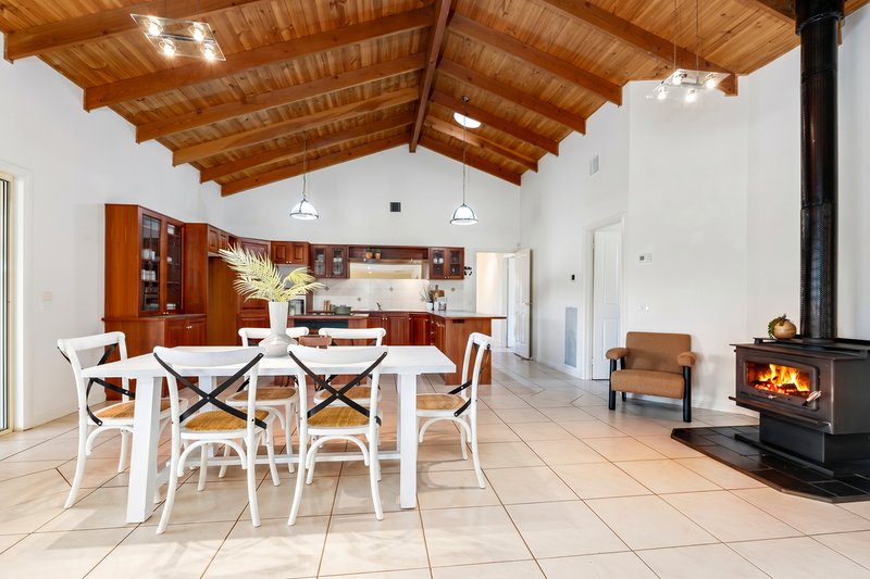 Photo - 11 Donnolley Court, Lavington NSW 2641 - Image 9