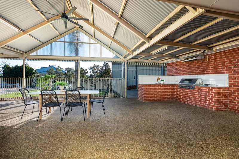 Photo - 11 Donnolley Court, Lavington NSW 2641 - Image 19