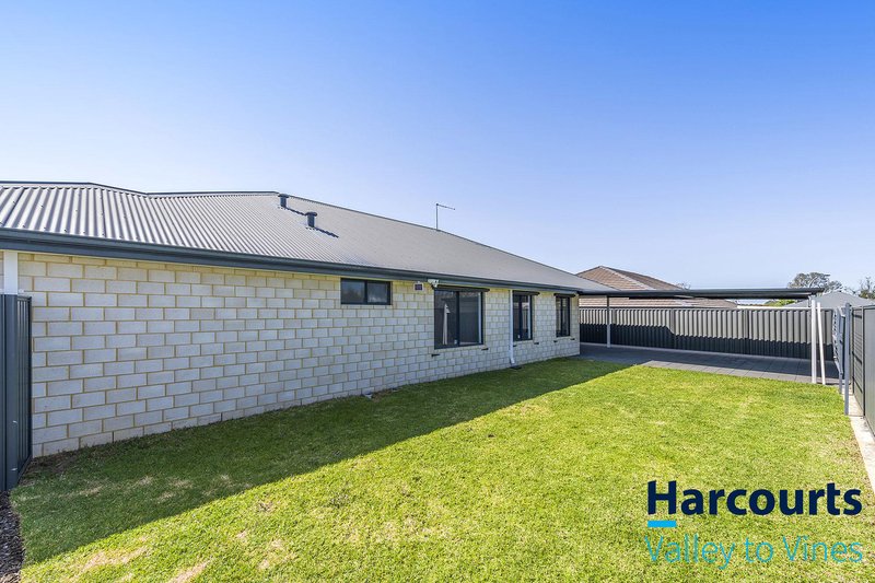 Photo - 11 Doochary Street, Bullsbrook WA 6084 - Image 30