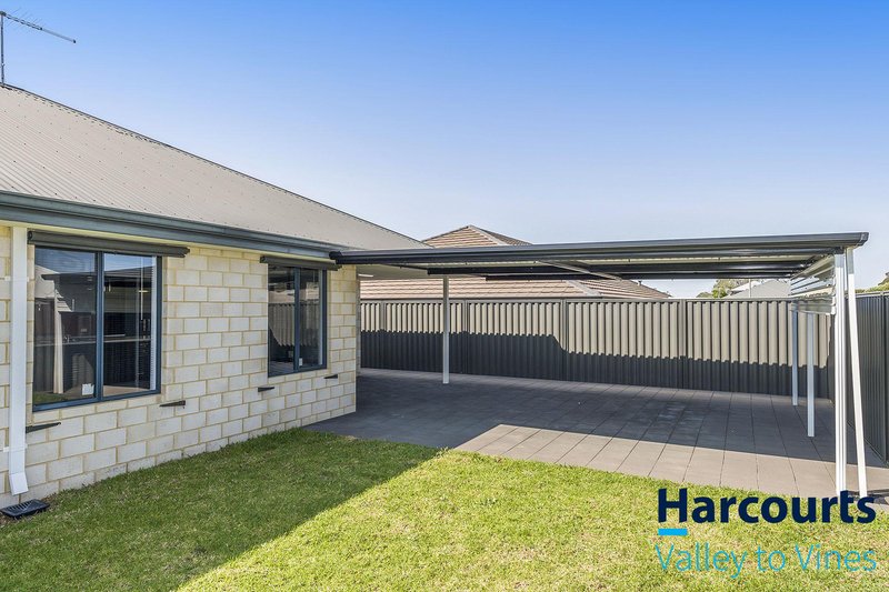 Photo - 11 Doochary Street, Bullsbrook WA 6084 - Image 31