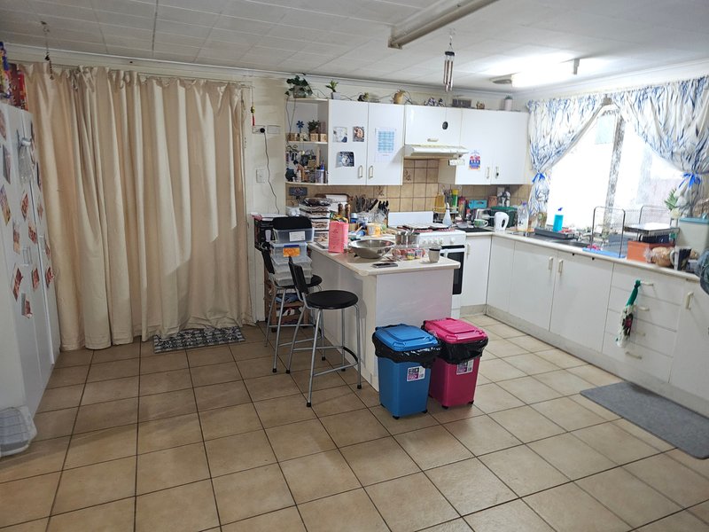 Photo - 11 Dorothy Street, Port Pirie SA 5540 - Image 4