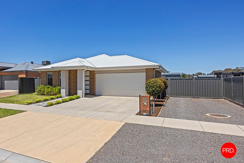 11 Dorset Drive, Marong VIC 3515