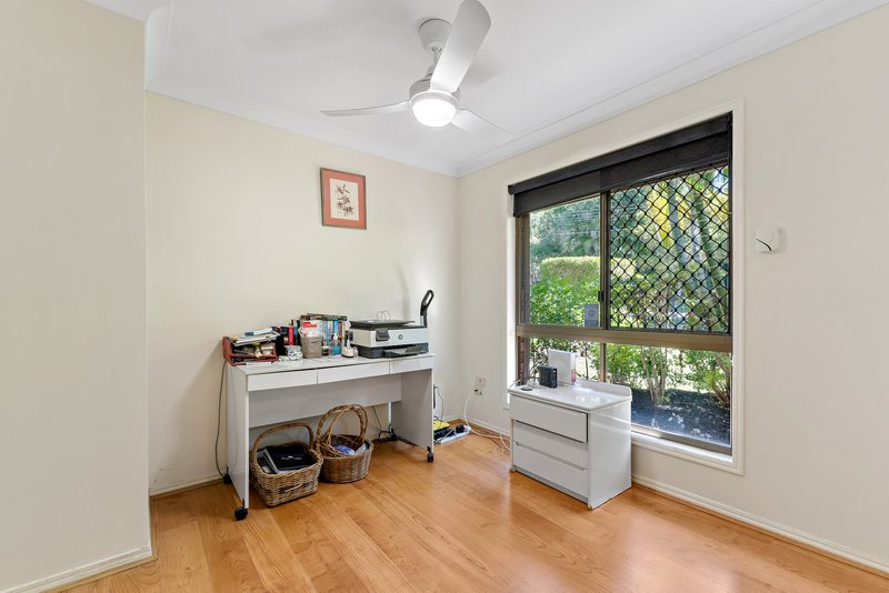 Photo - 11 Dorset Drive, Springwood QLD 4127 - Image 14