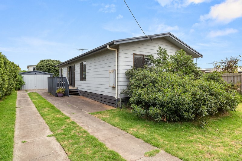 11 Dover Street, Sunderland Bay VIC 3922