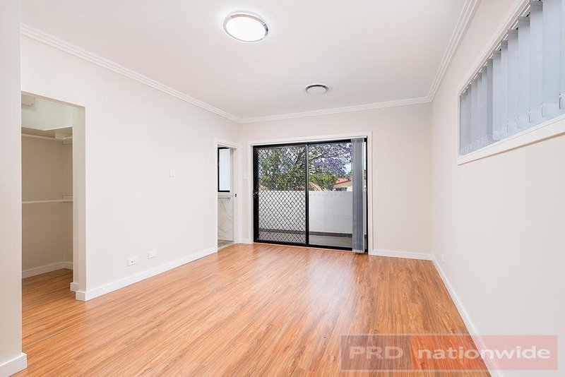 Photo - 11 Dowding Street, Panania NSW 2213 - Image 7