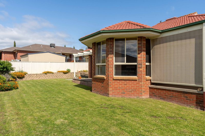 Photo - 11 Doyle Crescent, Seymour VIC 3660 - Image 4