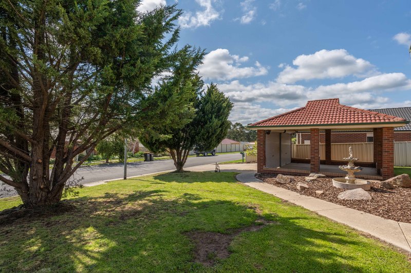 Photo - 11 Doyle Crescent, Seymour VIC 3660 - Image 7