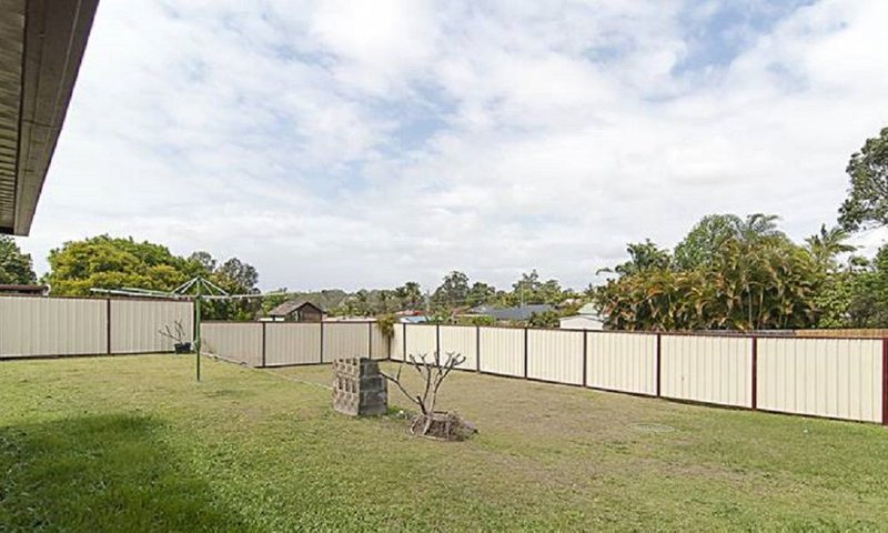 Photo - 11 Dracon Street, Regents Park QLD 4118 - Image 10