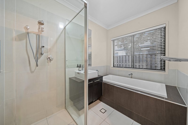 Photo - 11 Drafters Crescent, Maudsland QLD 4210 - Image 21