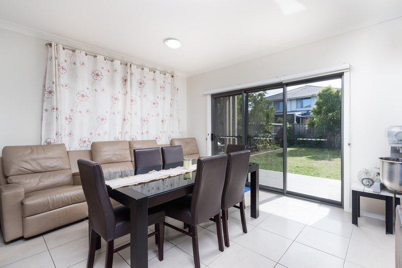 Photo - 11 Dragonfly Street, The Ponds NSW 2769 - Image 5