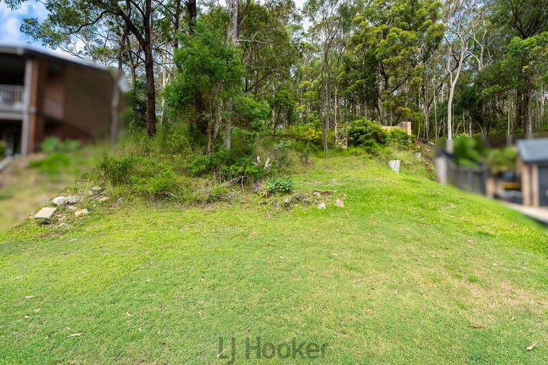Photo - 11 Drayton Close, Eleebana NSW 2282 - Image 4