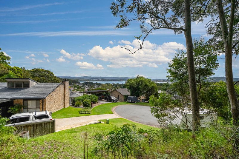 Photo - 11 Drayton Close, Eleebana NSW 2282 - Image 5