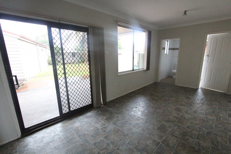 Photo - 11 Dredge Avenue, Moorebank NSW 2170 - Image 3