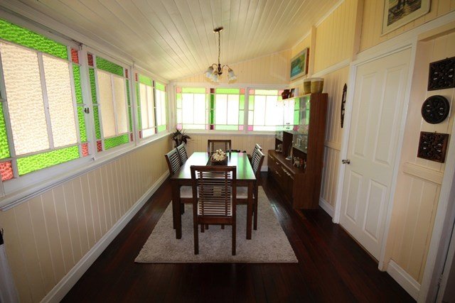 Photo - 11 Drem Street, Toogoolawah QLD 4313 - Image 3