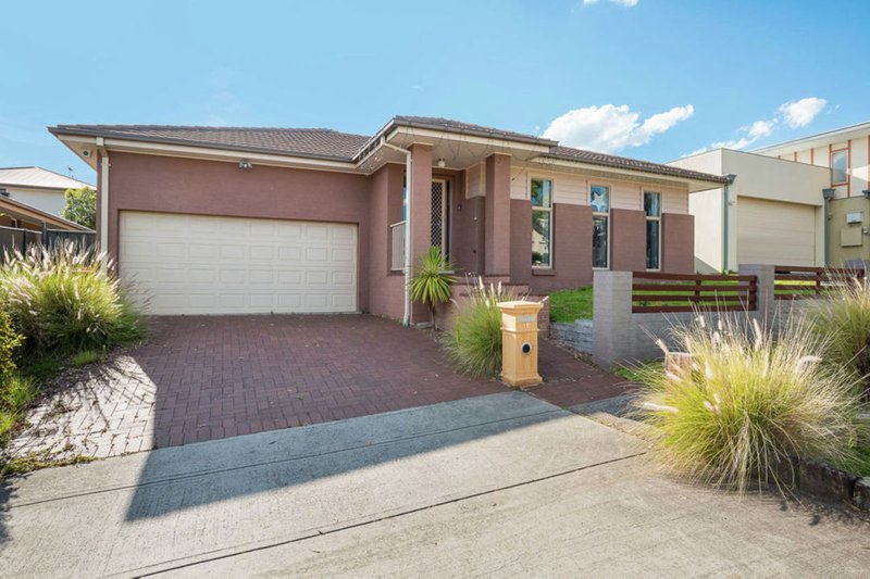 Photo - 11 Drummond Avenue, Ropes Crossing NSW 2760 - Image 1