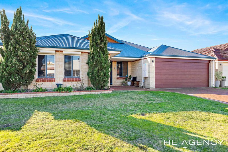 Photo - 11 Dryandra Elbow , Atwell WA 6164 - Image 1