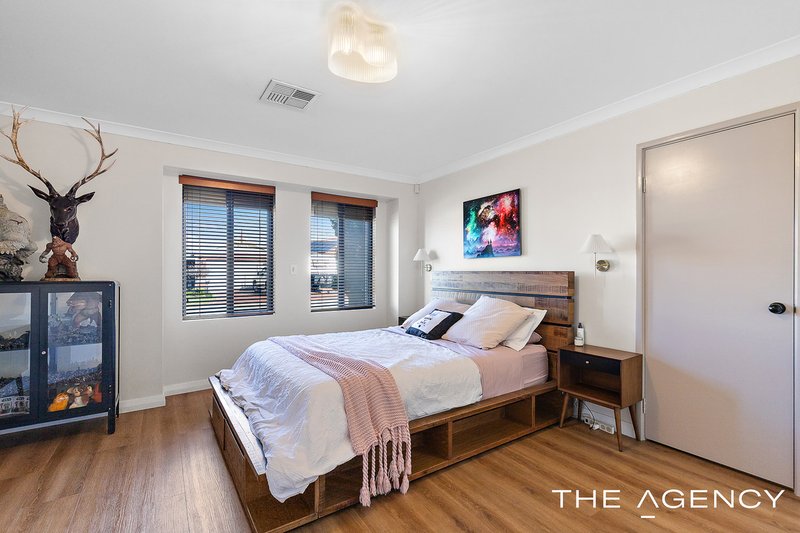Photo - 11 Dryandra Elbow , Atwell WA 6164 - Image 3
