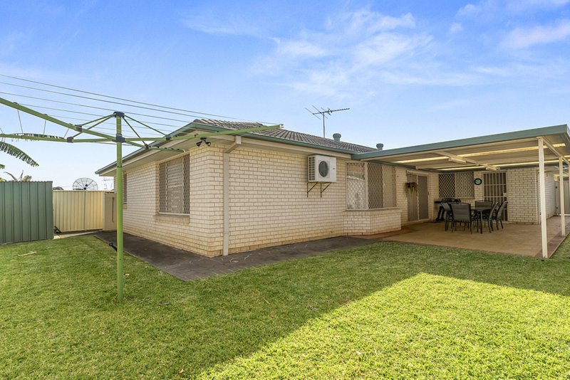 Photo - 11 Duke Close, Green Valley NSW 2168 - Image 10