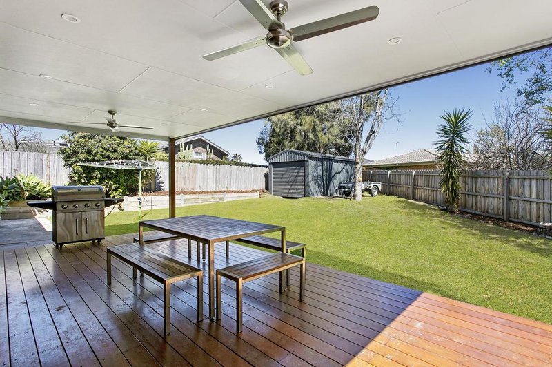 Photo - 11 Dunnell Rise, Berwick VIC 3806 - Image 9