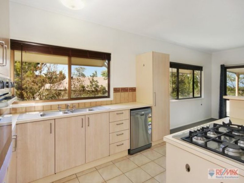 Photo - 11 Durham Cres , Buderim QLD 4556 - Image 2