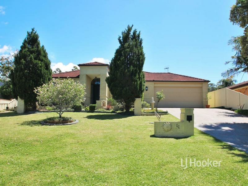 11 Durnford Place, St Georges Basin NSW 2540