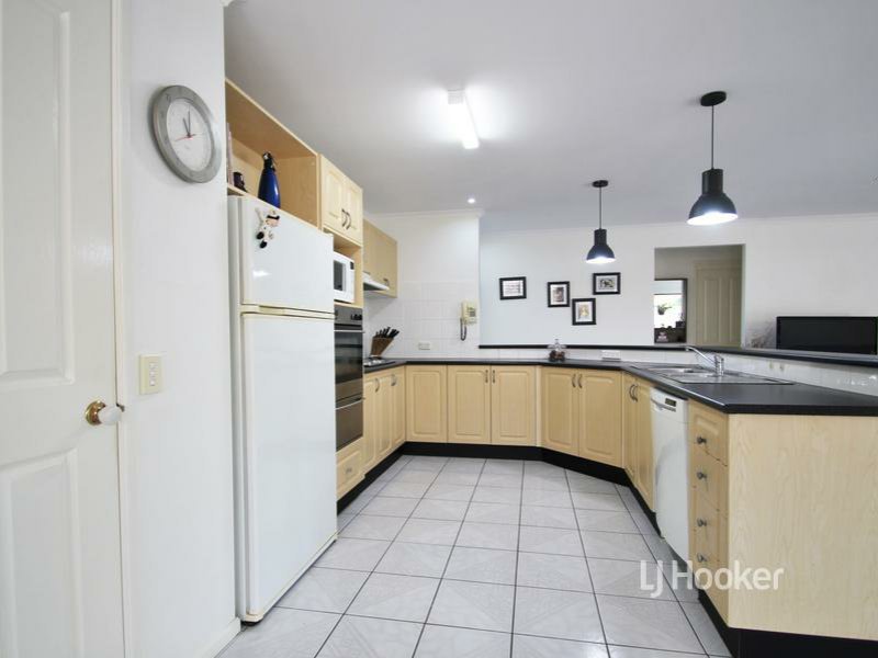 Photo - 11 Durnford Place, St Georges Basin NSW 2540 - Image 6