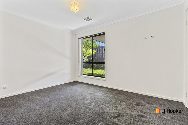 Photo - 11 Dyindan Street, Ngunnawal ACT 2913 - Image 11