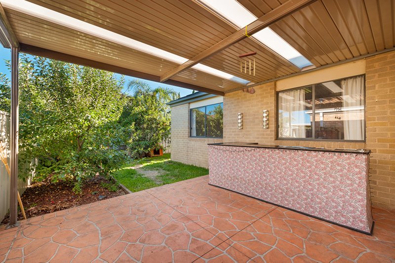 Photo - 11 Eastwood Place, Craigieburn VIC 3064 - Image 9