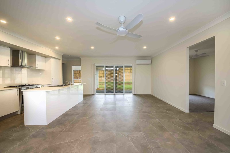 Photo - 11 Eclipse Road, Flagstone QLD 4280 - Image 2