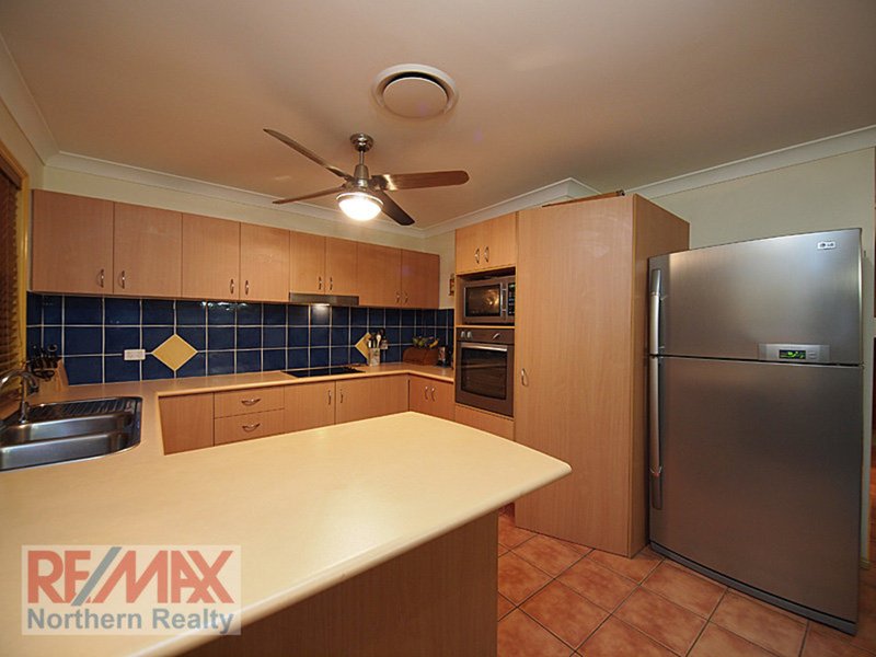 Photo - 11 Edenderry Court, Eatons Hill QLD 4037 - Image 9