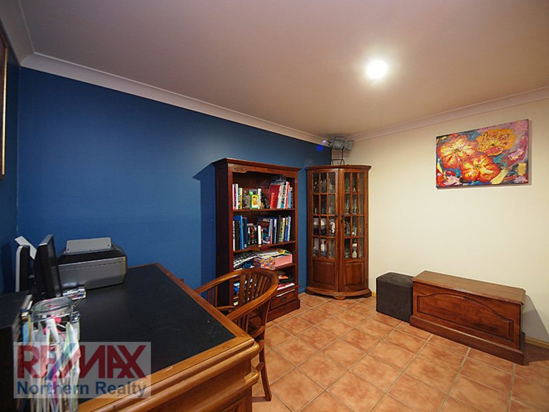 Photo - 11 Edenderry Court, Eatons Hill QLD 4037 - Image 18