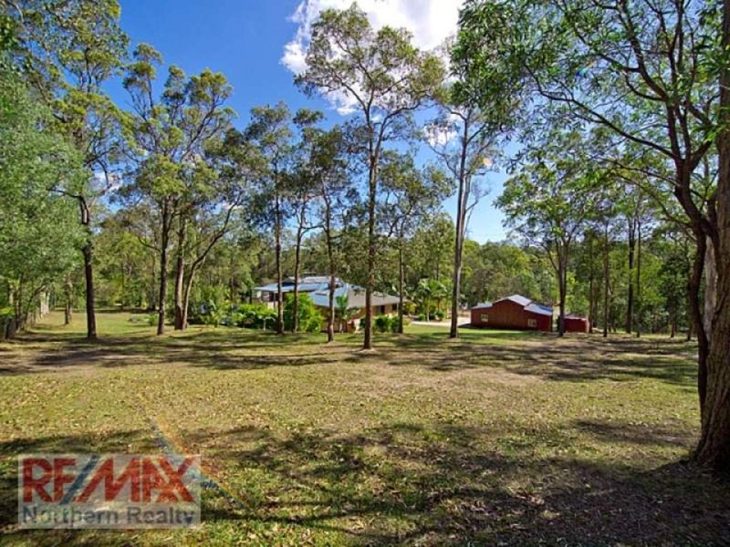 Photo - 11 Edenderry Court, Eatons Hill QLD 4037 - Image 21