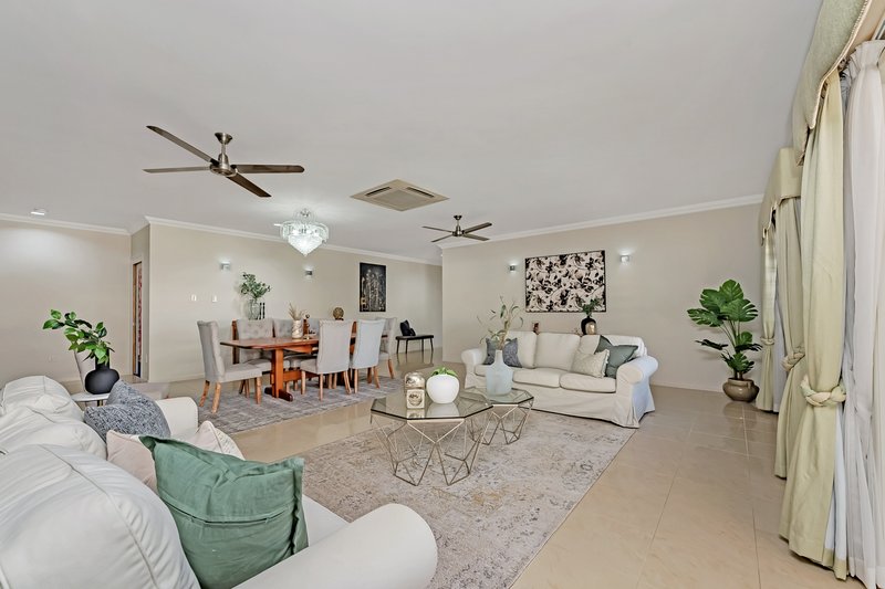 Photo - 11 Edgewater Terrace, Idalia QLD 4811 - Image 2