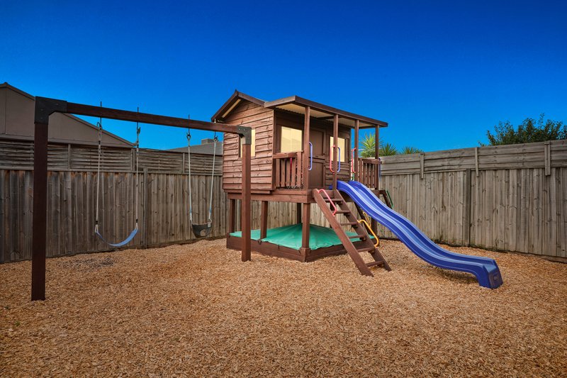 Photo - 11 Edgewood Drive, Harkness VIC 3337 - Image 15