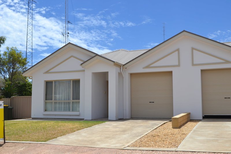 Photo - 11 Edith Street, Moonta Bay SA 5558 - Image 3