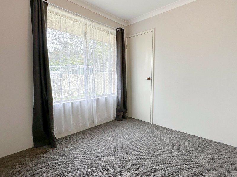 Photo - 11 Edwards Street, Leda WA 6170 - Image 4
