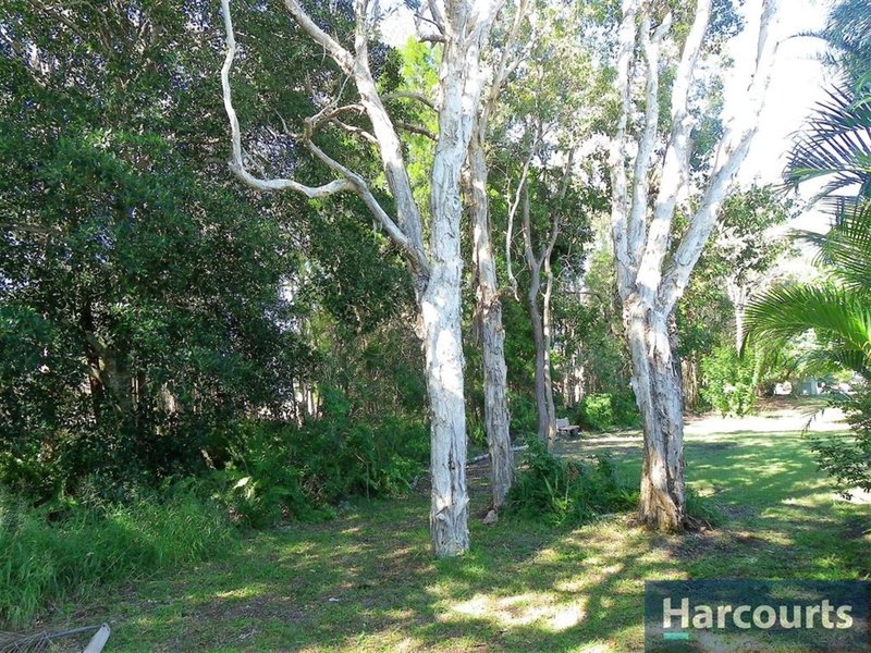 Photo - 11 Egret St , Bongaree QLD 4507 - Image 12