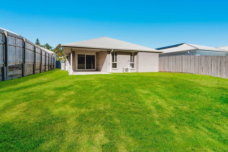 Photo - 11 Elanor Court, Maudsland QLD 4210 - Image 10