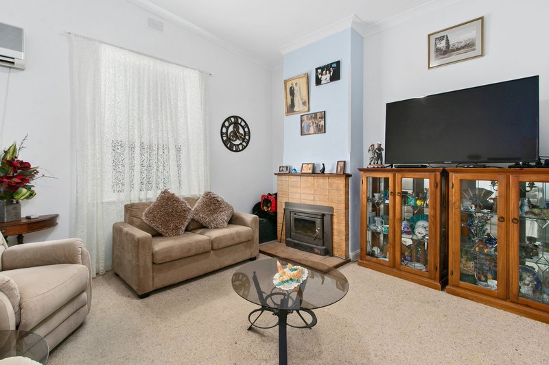 Photo - 11 Elder Street, Wallaroo SA 5556 - Image 5