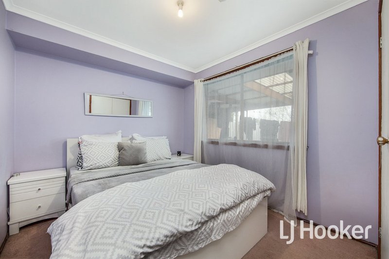 Photo - 11 Eliza Street, Cranbourne North VIC 3977 - Image 6