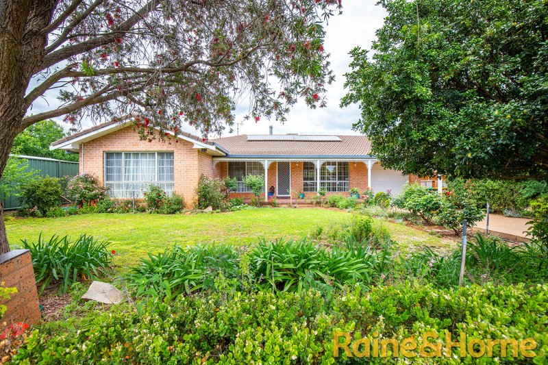 11 Elsworth Street, Dubbo NSW 2830