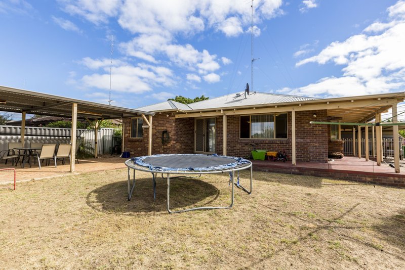 Photo - 11 Elvey Place, Usher WA 6230 - Image 16