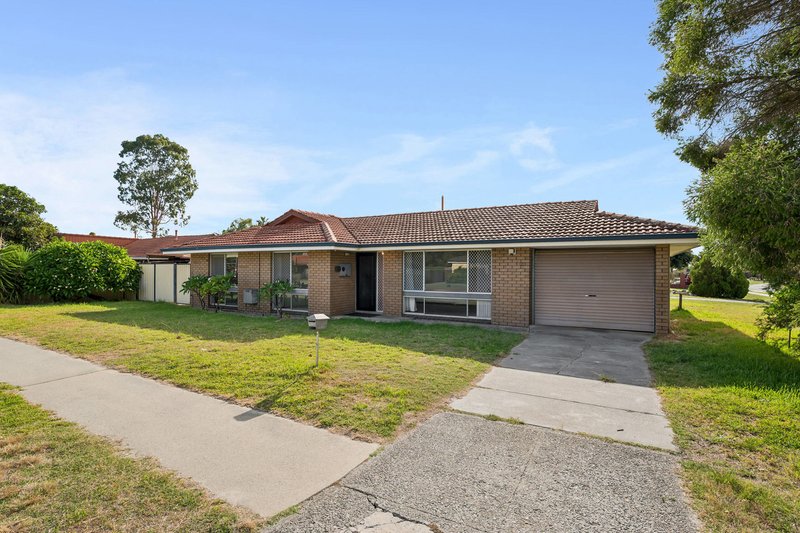 Photo - 11 Elvington Way, Thornlie WA 6108 - Image 1