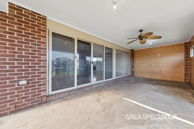 Photo - 11 Emerald Crescent, Koo Wee Rup VIC 3981 - Image 15