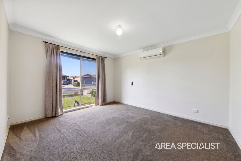 Photo - 11 Emerald Crescent, Koo Wee Rup VIC 3981 - Image 19