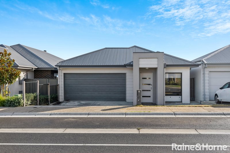 Photo - 11 Emerald Way, Mount Barker SA 5251 - Image 1